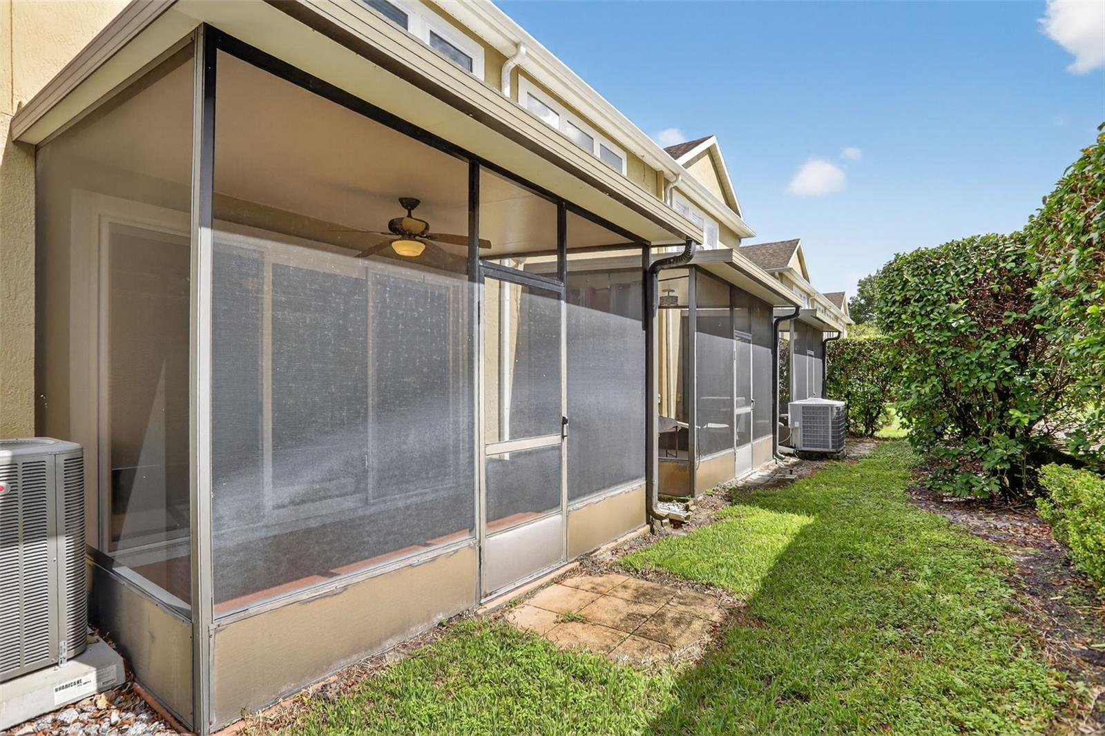 VISTAS AT LAKE HOWELL - Residential