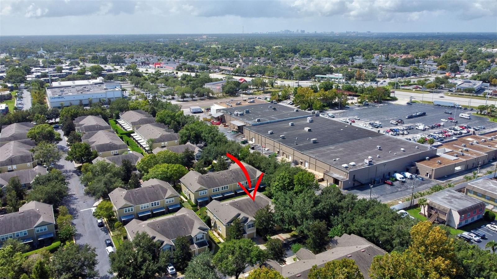 VISTAS AT LAKE HOWELL - Residential