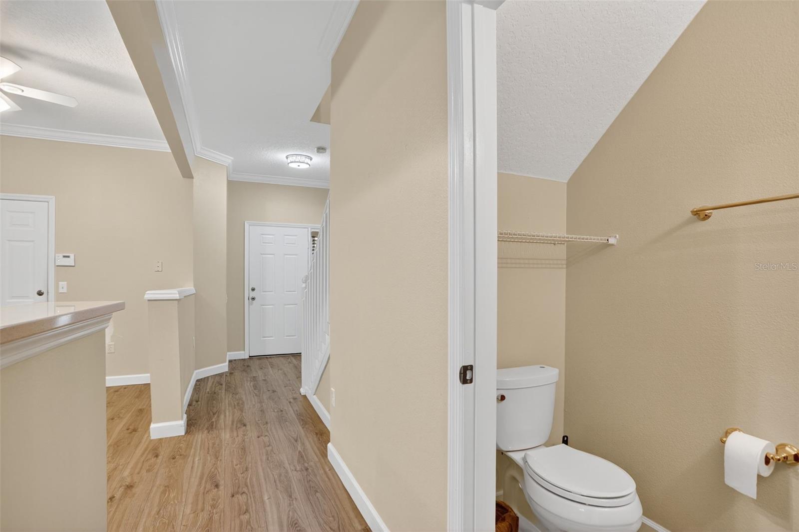 VISTAS AT LAKE HOWELL - Residential
