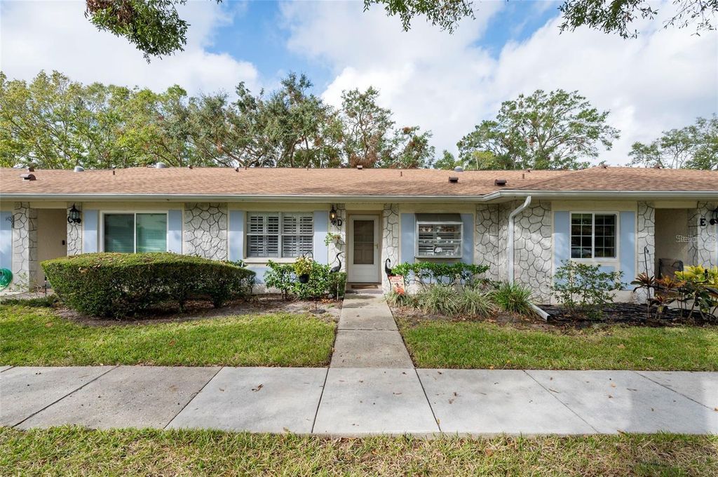 Photo of 2238 Lark Circle W #D, Palm Harbor, FL 34684 (MLS # TB8499345)