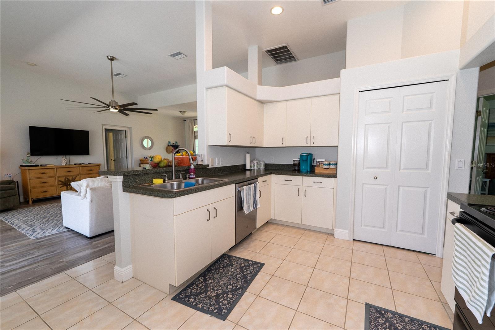 ROTONDA WEST PINEHURST - Residential Lease