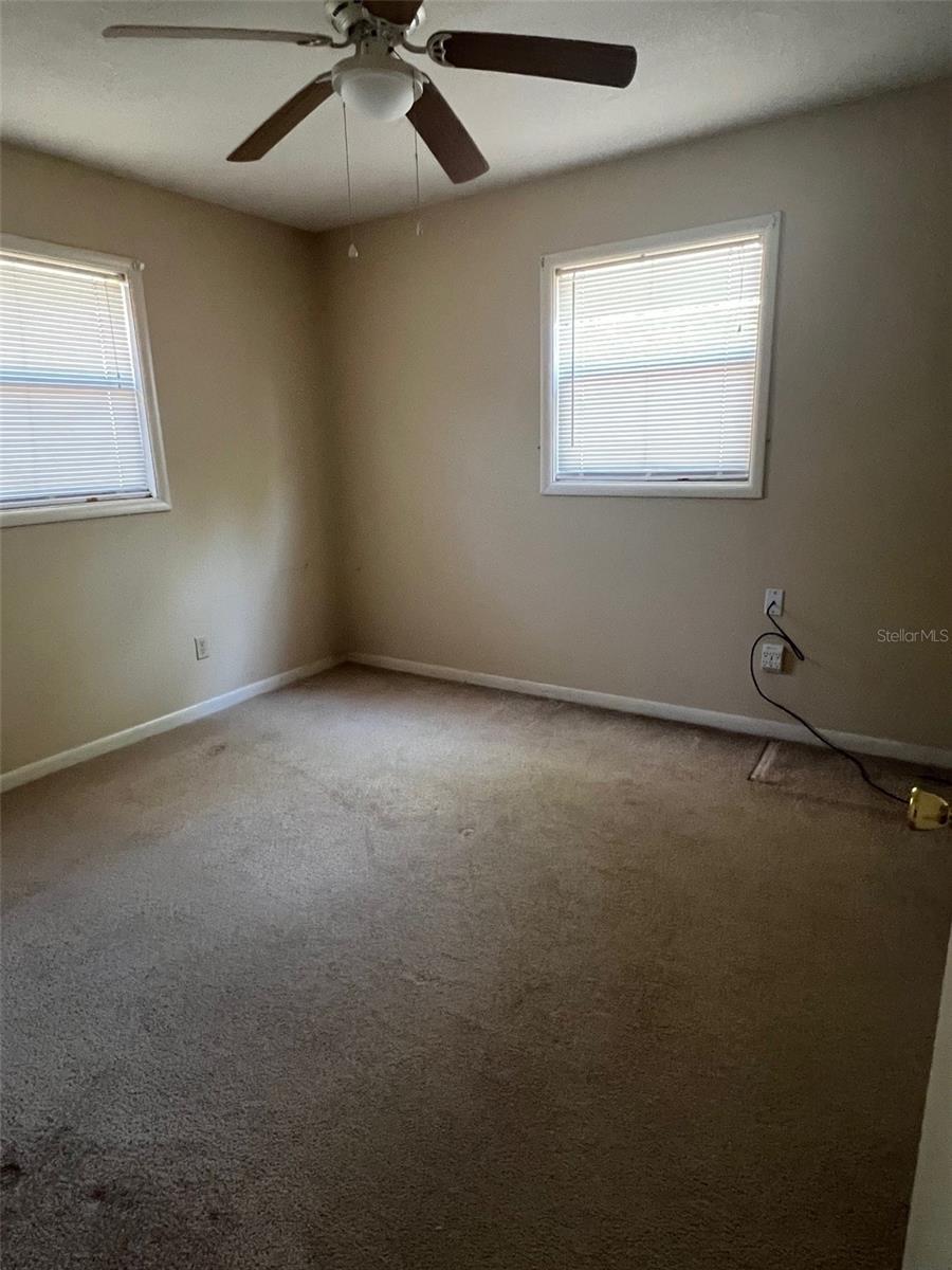 1226 N BRUNNELL PARKWAY