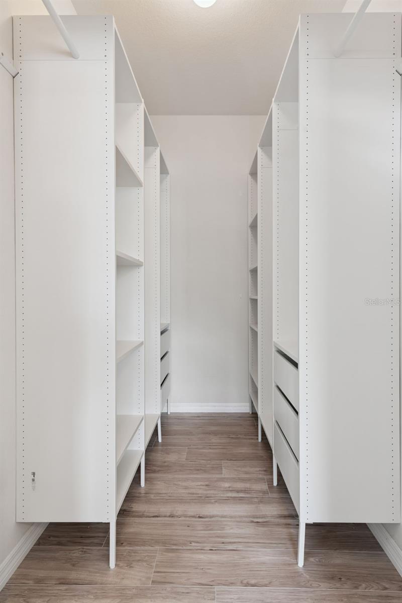 GRAND RESERVE/KIRKMAN PARKE CO - Residential