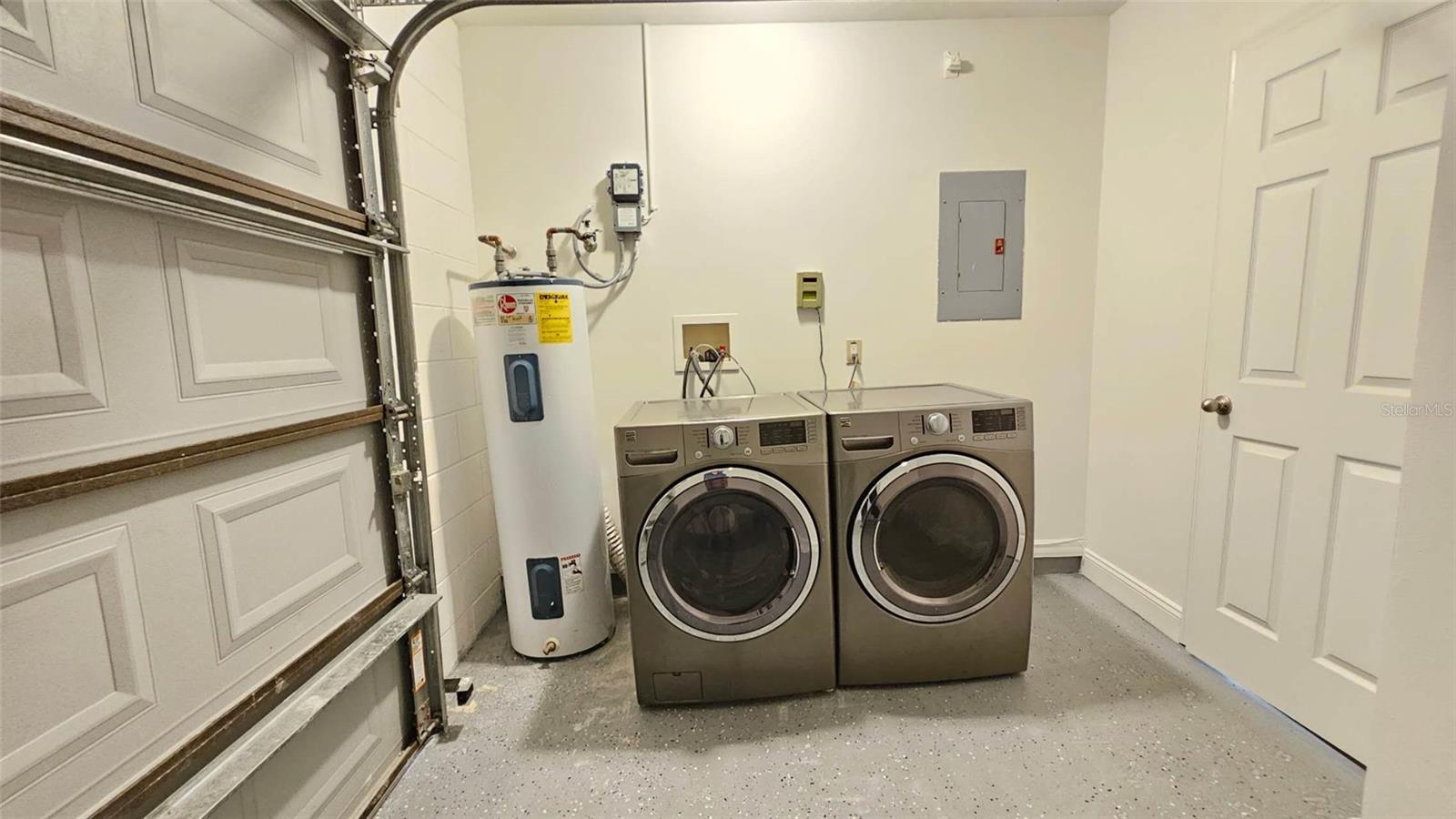 GRANADA VILLAS PH 02 - Residential