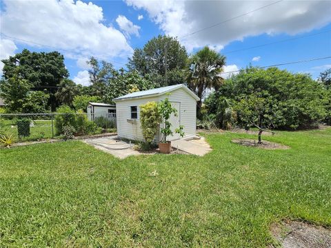 A home in PORT CHARLOTTE