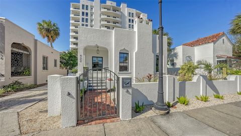 422 BURNS COURT SARASOTA FL 34236
