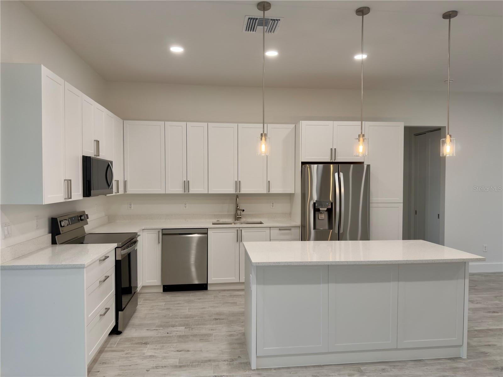 Search Properties for Sale 4 571 MIMOSA AVENUE NW