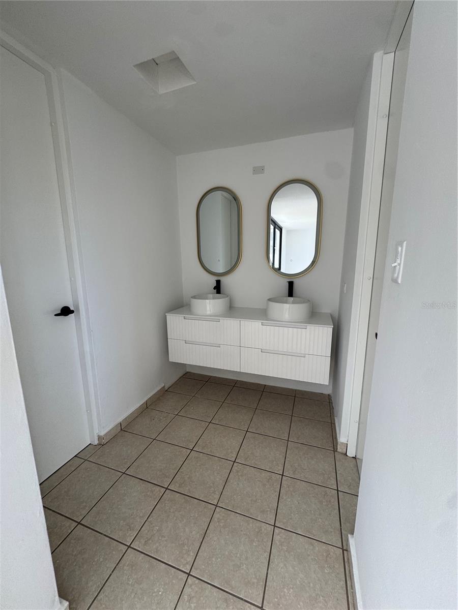 VILLA LAS BRISAS - Residential