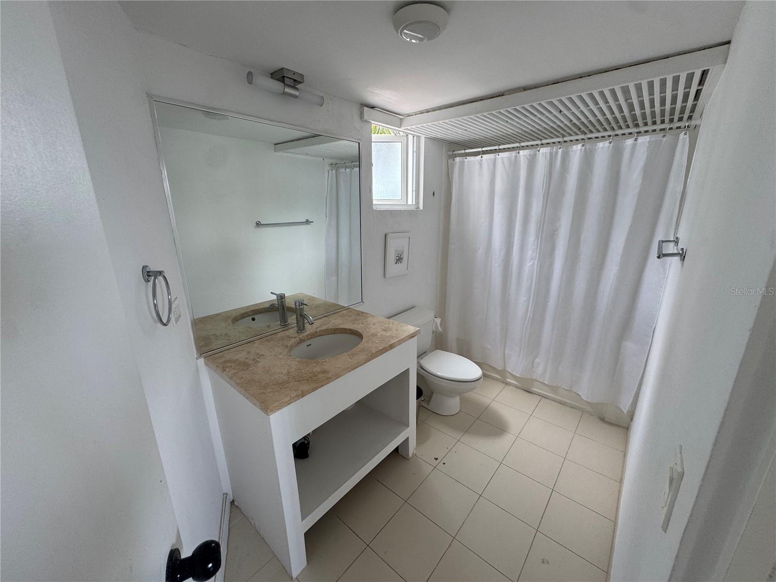 VILLA LAS BRISAS - Residential