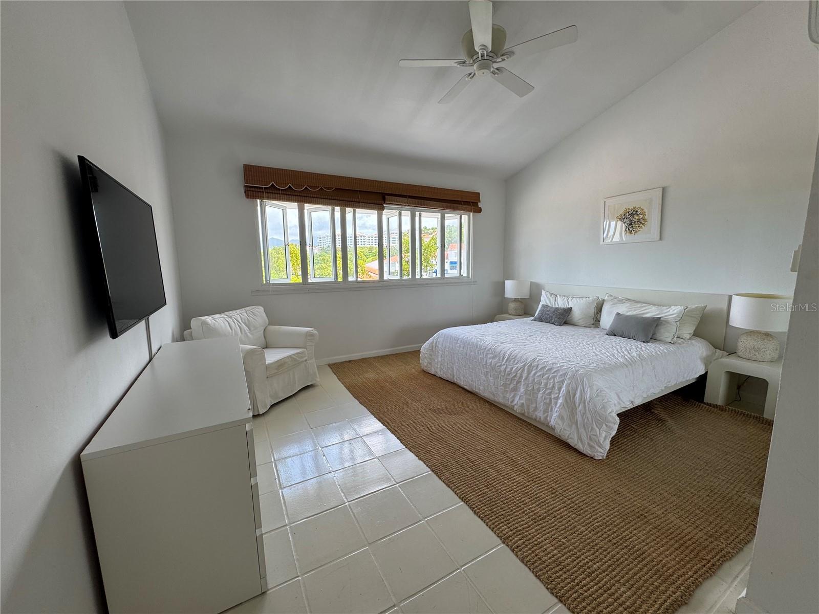 VILLA LAS BRISAS - Residential