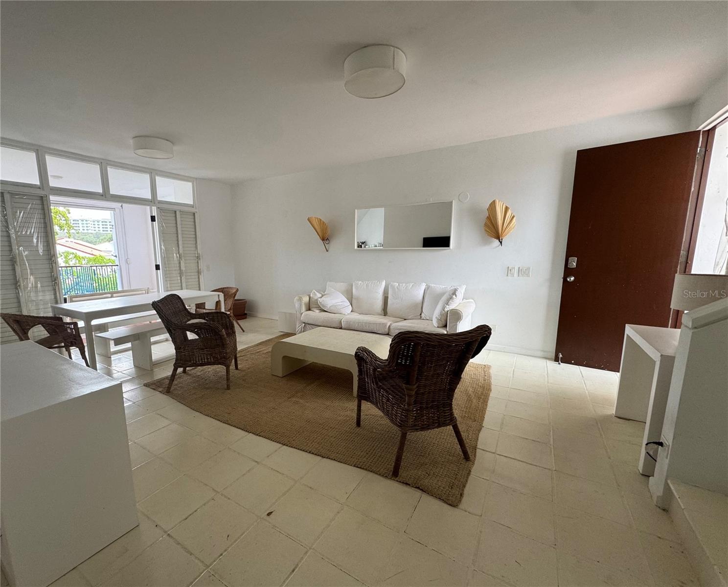 VILLA LAS BRISAS - Residential