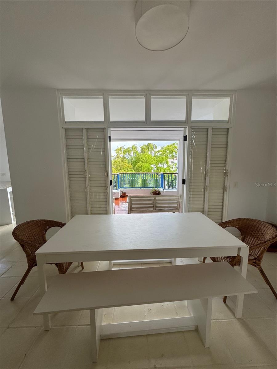 VILLA LAS BRISAS - Residential