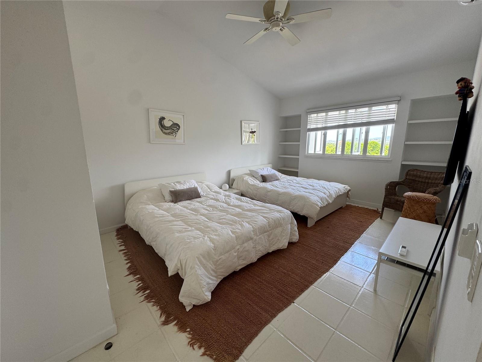 VILLA LAS BRISAS - Residential