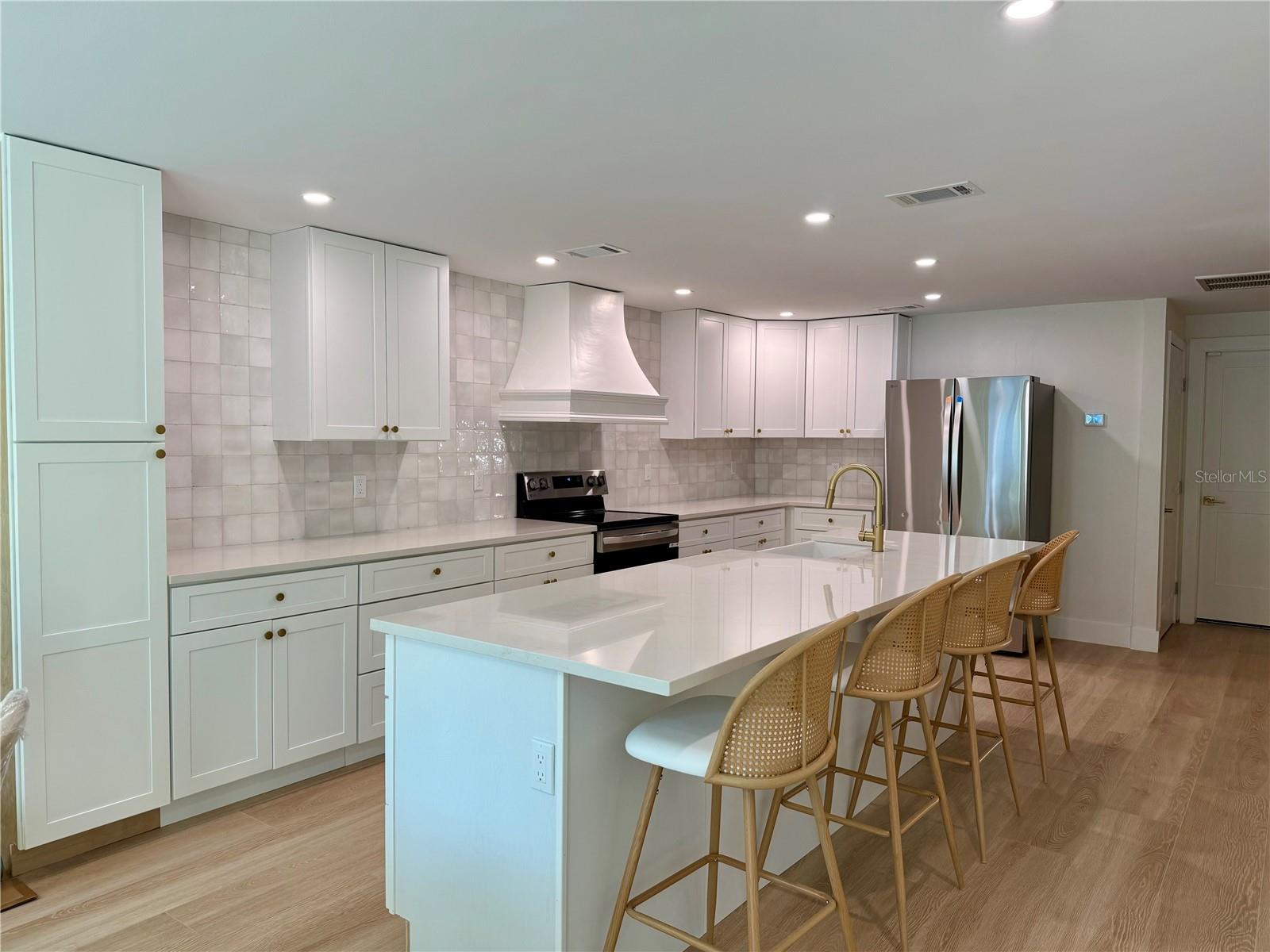 SAINT ARMANDS DIV JOHN RINGLING ESTATES - Residential Lease