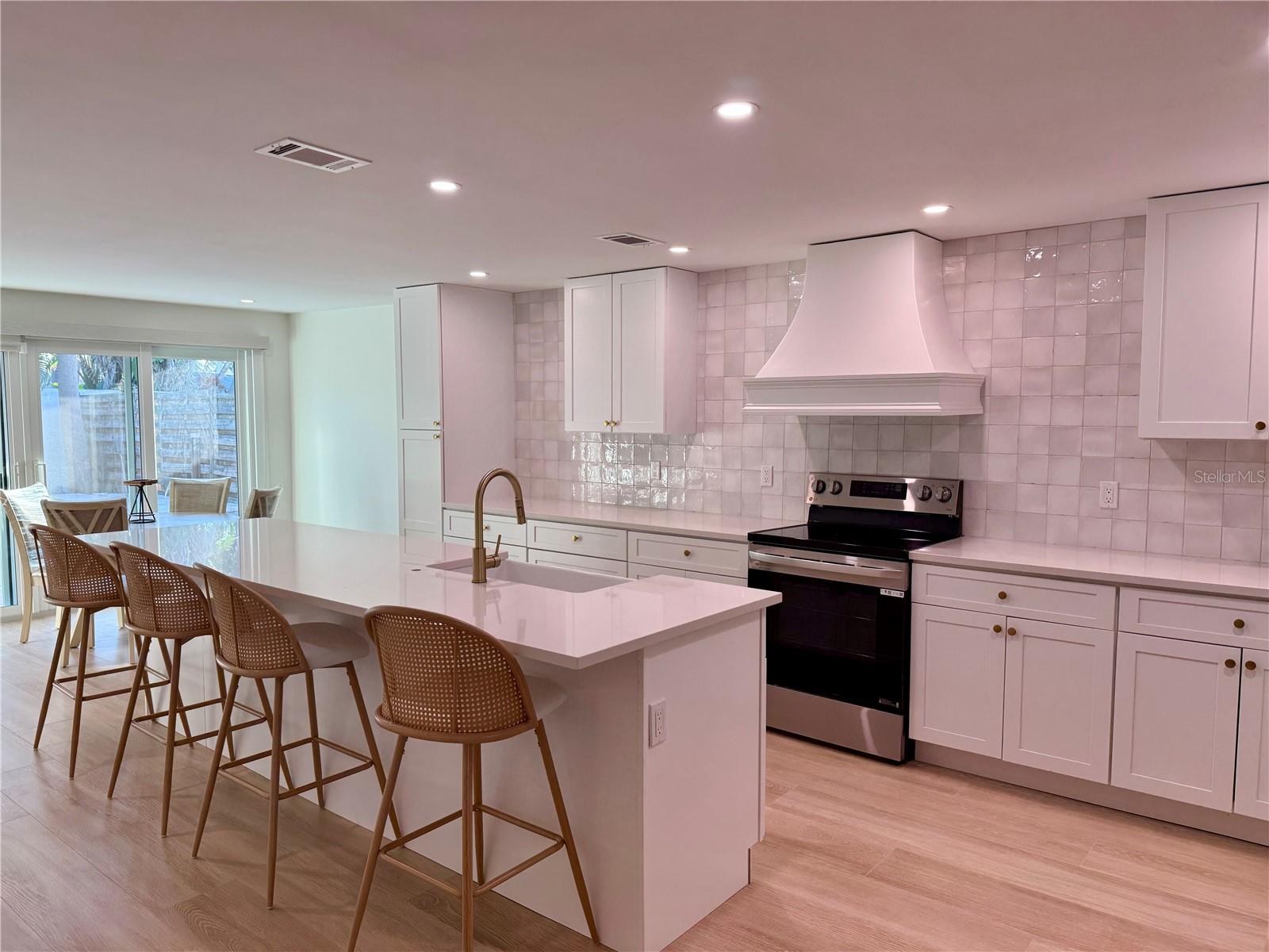 SAINT ARMANDS DIV JOHN RINGLING ESTATES - Residential Lease