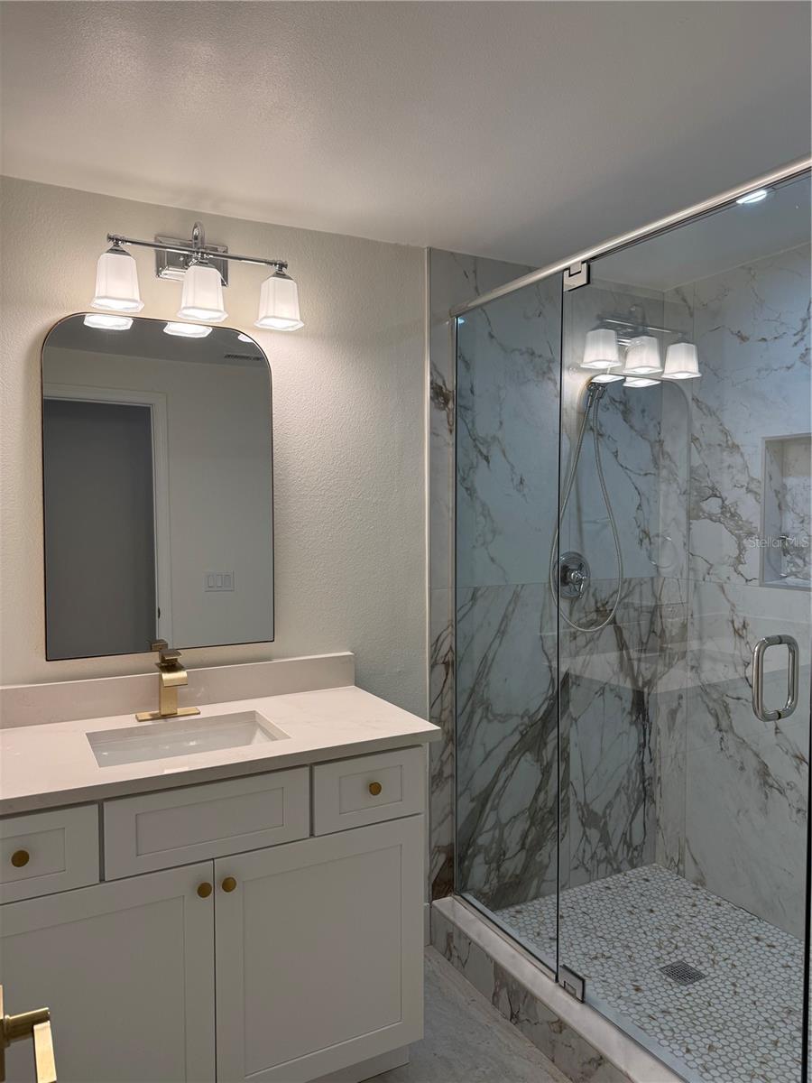 SAINT ARMANDS DIV JOHN RINGLING ESTATES - Residential Lease