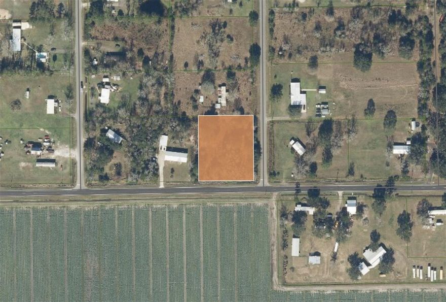 Great opportunity to own a 1-acre undeveloped corner lot in Putnam County just off State Road 207. Located on a paved road, this property offers easy access and plenty of potential for a future homesite, investment, or getaway spot. Enjoy a peaceful setting with room to build while still being conveniently located near nearby towns and an easy drive to St. Augustine. Corner lot location gives added flexibility and access options.