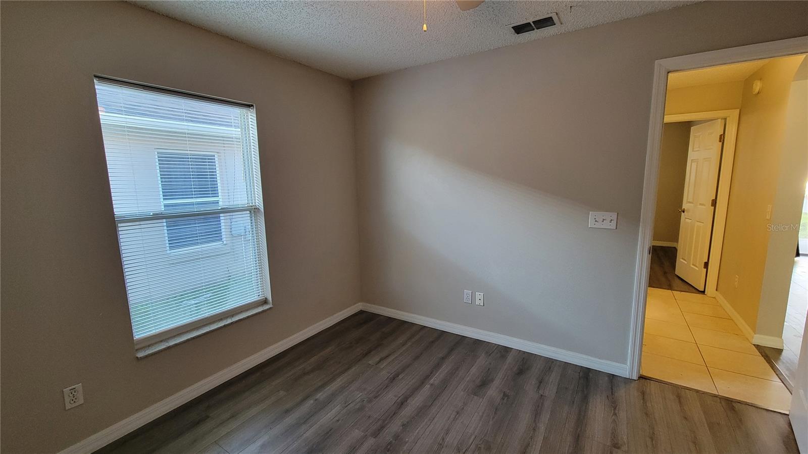 COUNTRY CLUB PARK PH 3 - Residential