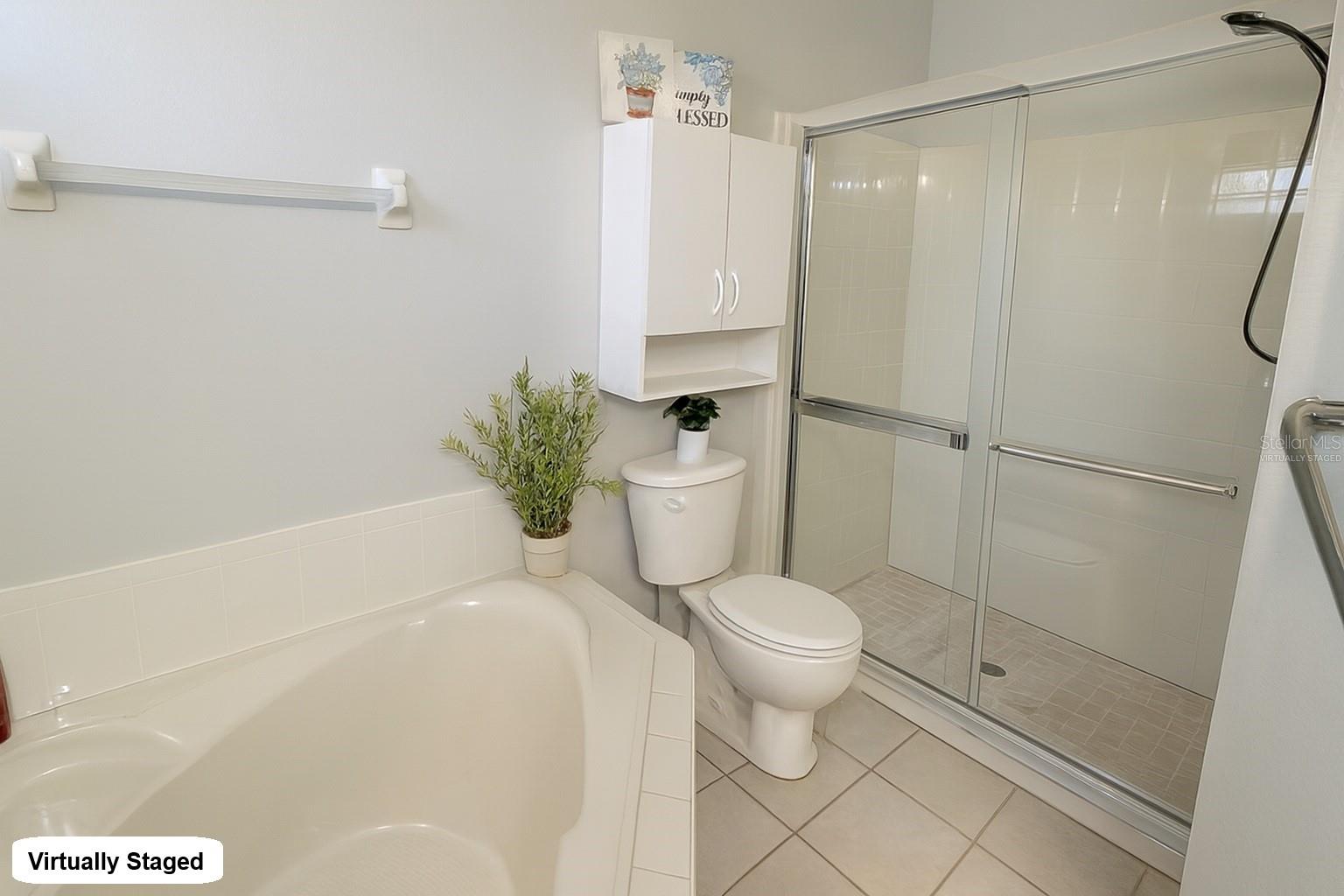 COUNTRY CLUB PARK PH 3 - Residential