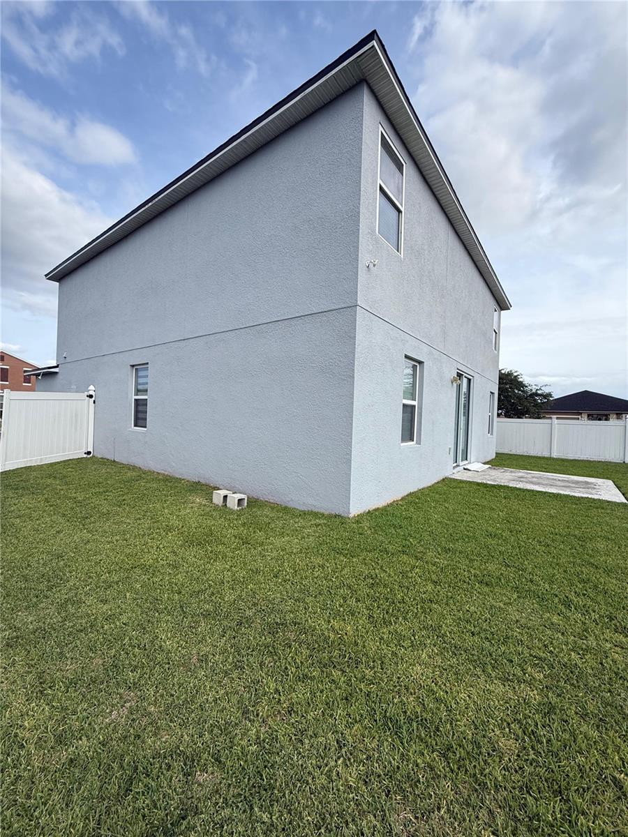 1816 STARGAZER TRAIL