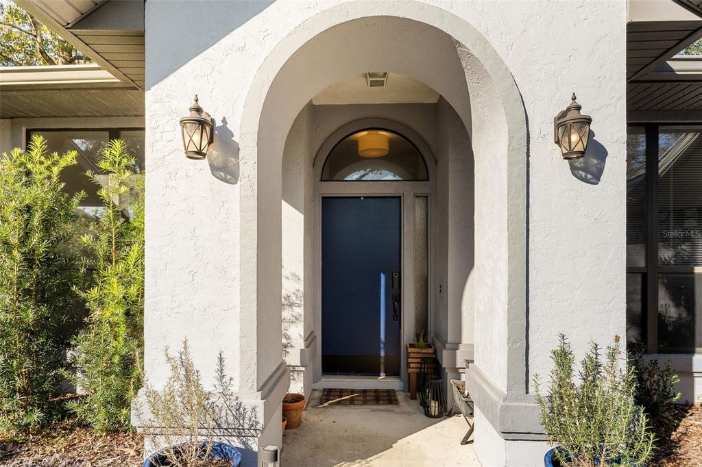 Photo of 1018 SW 82nd Terrace, Gainesville, FL 32607 (MLS # GC535383)