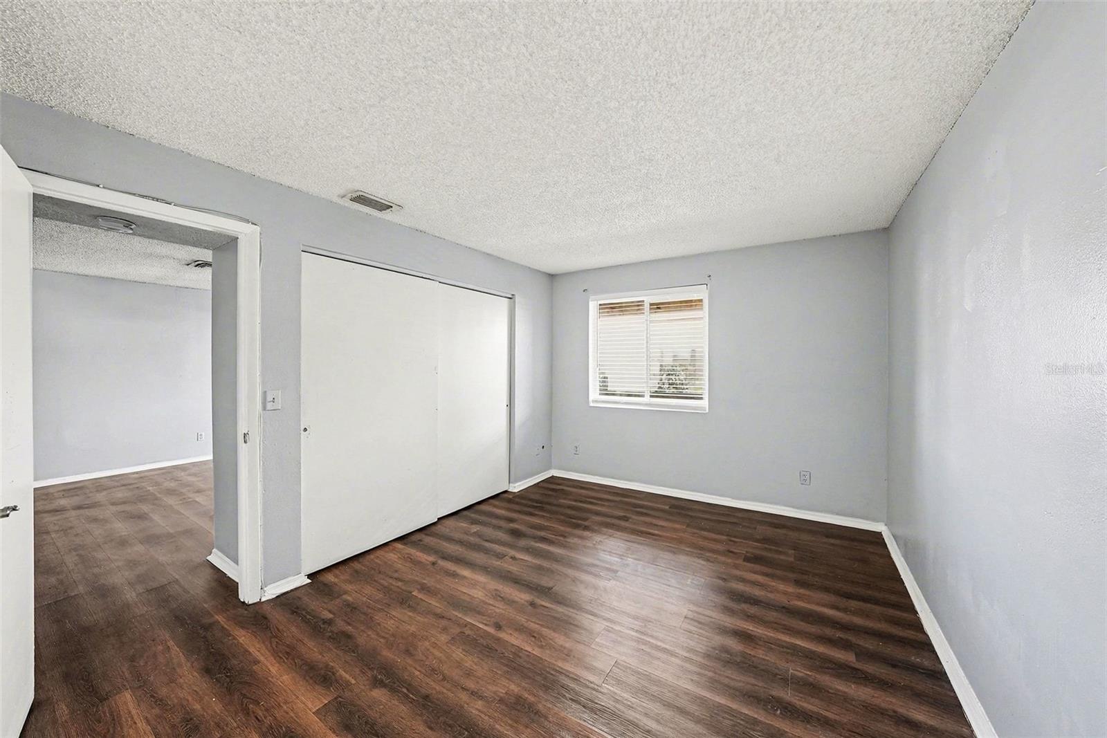 THE HAMPTONS AT BRANDON A CONDO - Residential