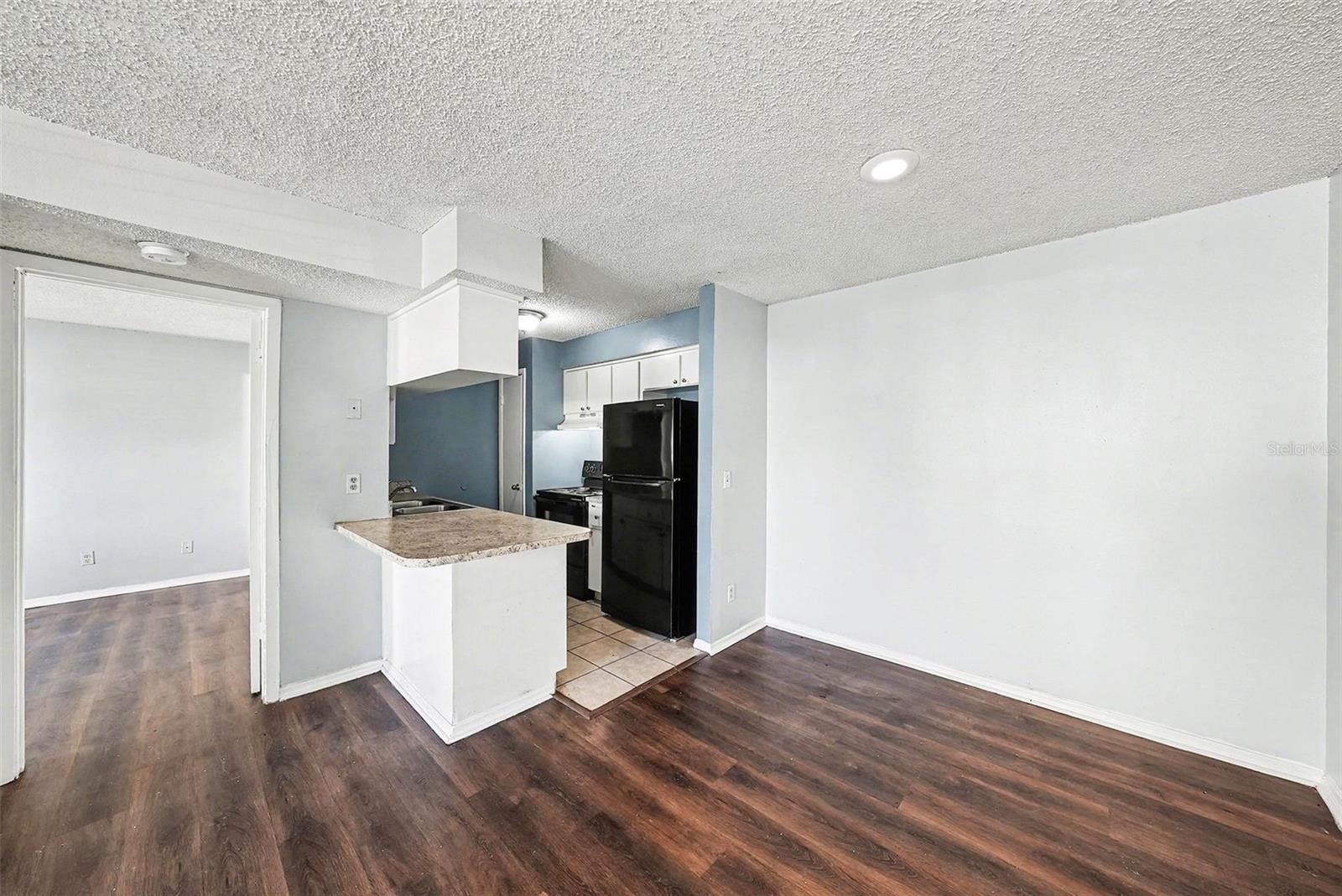 THE HAMPTONS AT BRANDON A CONDO - Residential