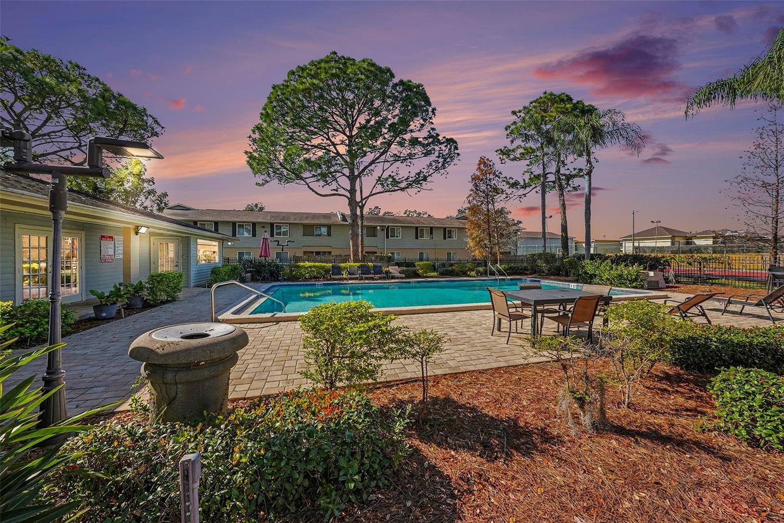 THE HAMPTONS AT BRANDON A CONDO - Residential