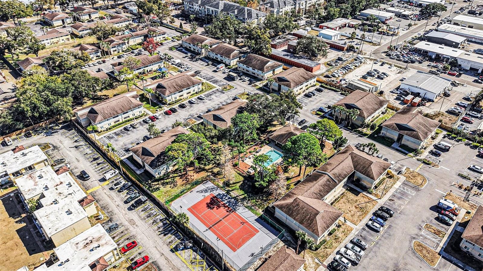 THE HAMPTONS AT BRANDON A CONDO - Residential