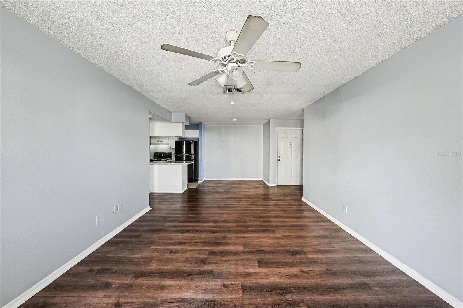 THE HAMPTONS AT BRANDON A CONDO - Residential