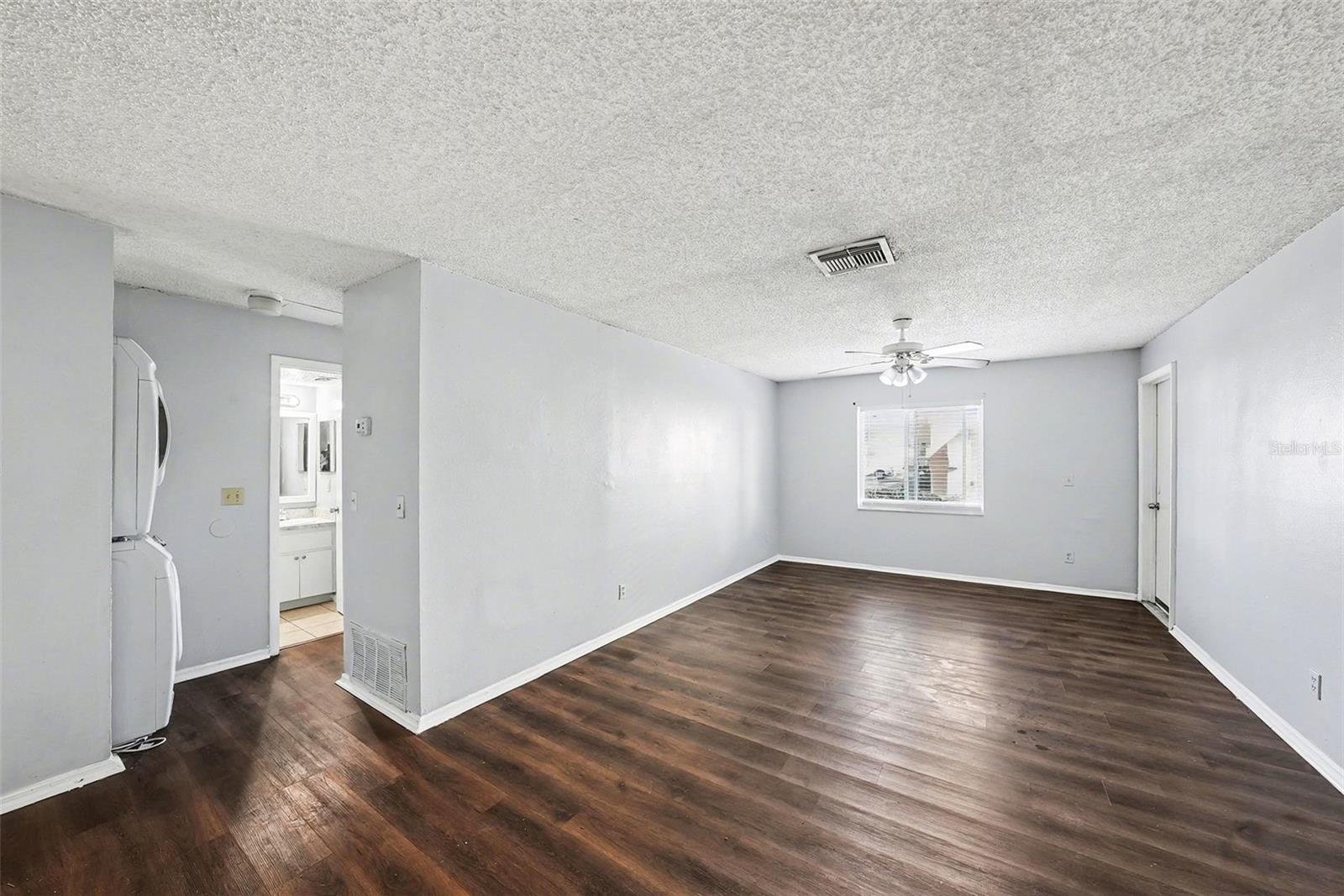 550 GOLDEN RAINTREE PLACE 550