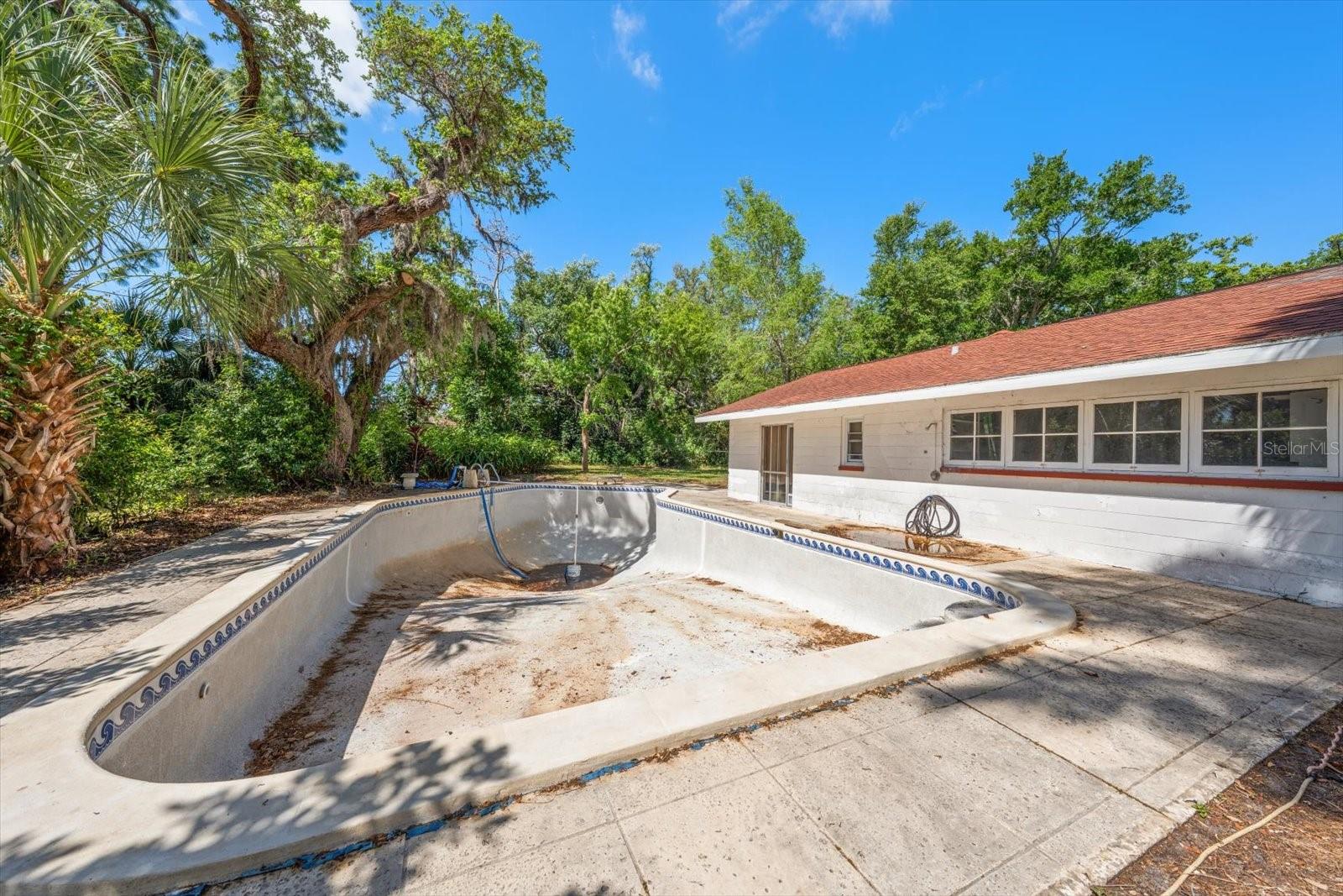 SEMINOLE - Residential