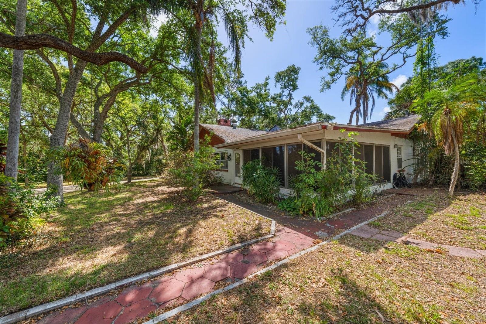 SEMINOLE - Residential