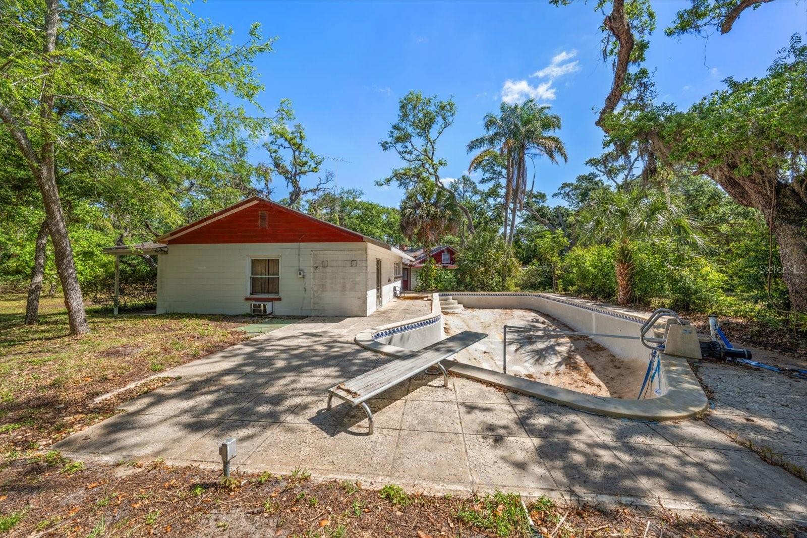 SEMINOLE - Residential