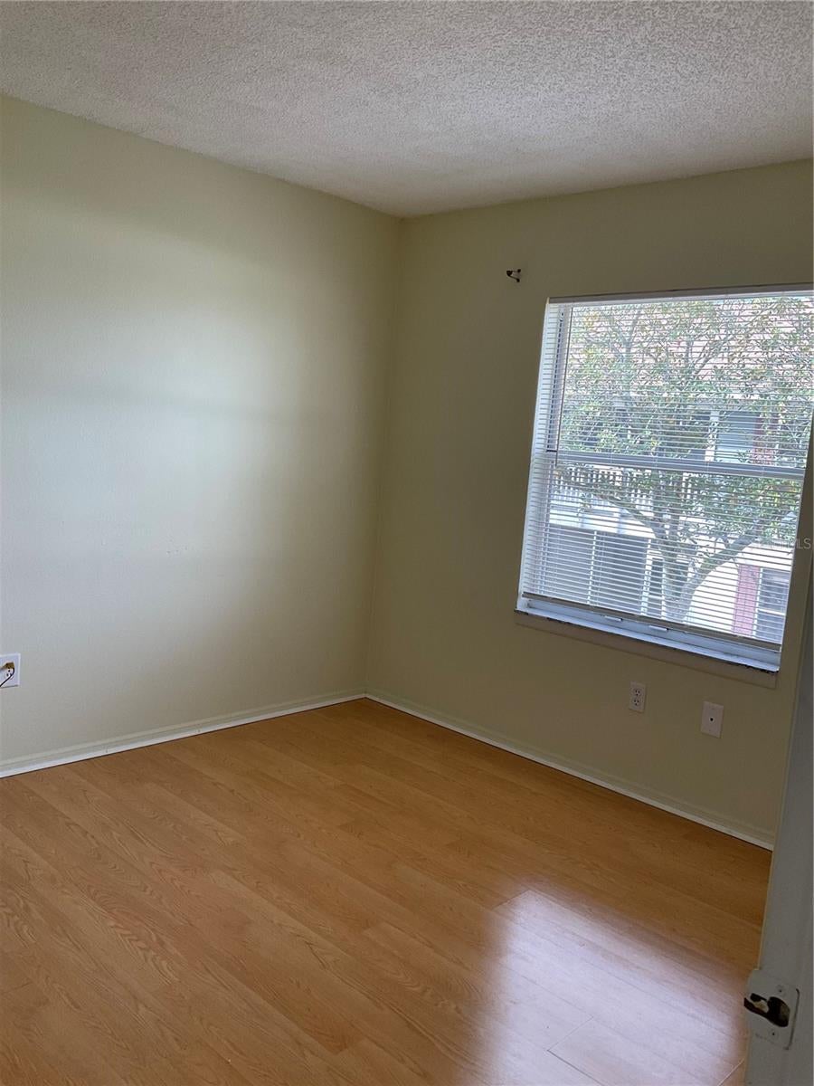 8130 FAIRWAYS CIRCLE R201