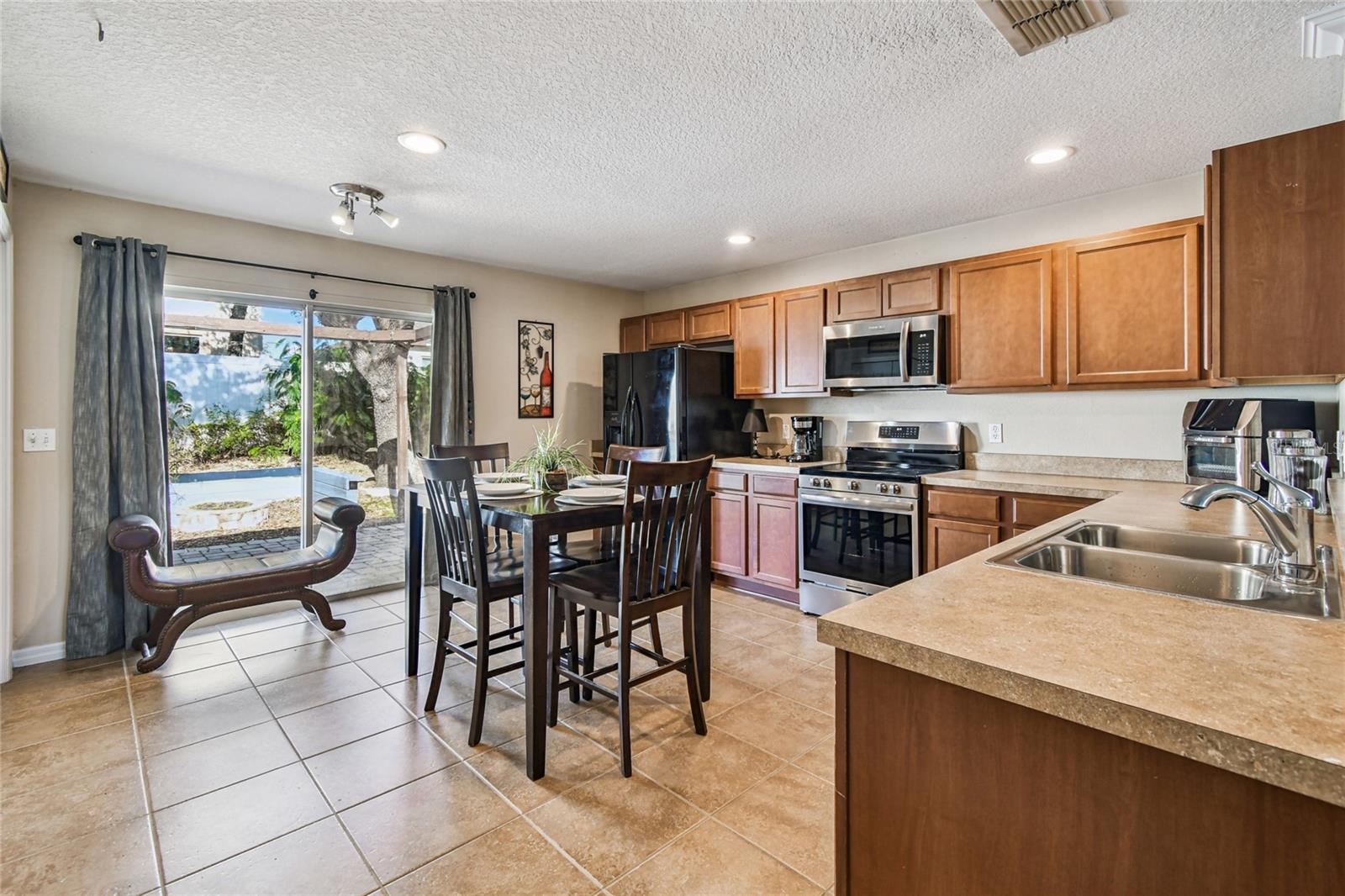 TAVARES MARTINS GROVE - Residential