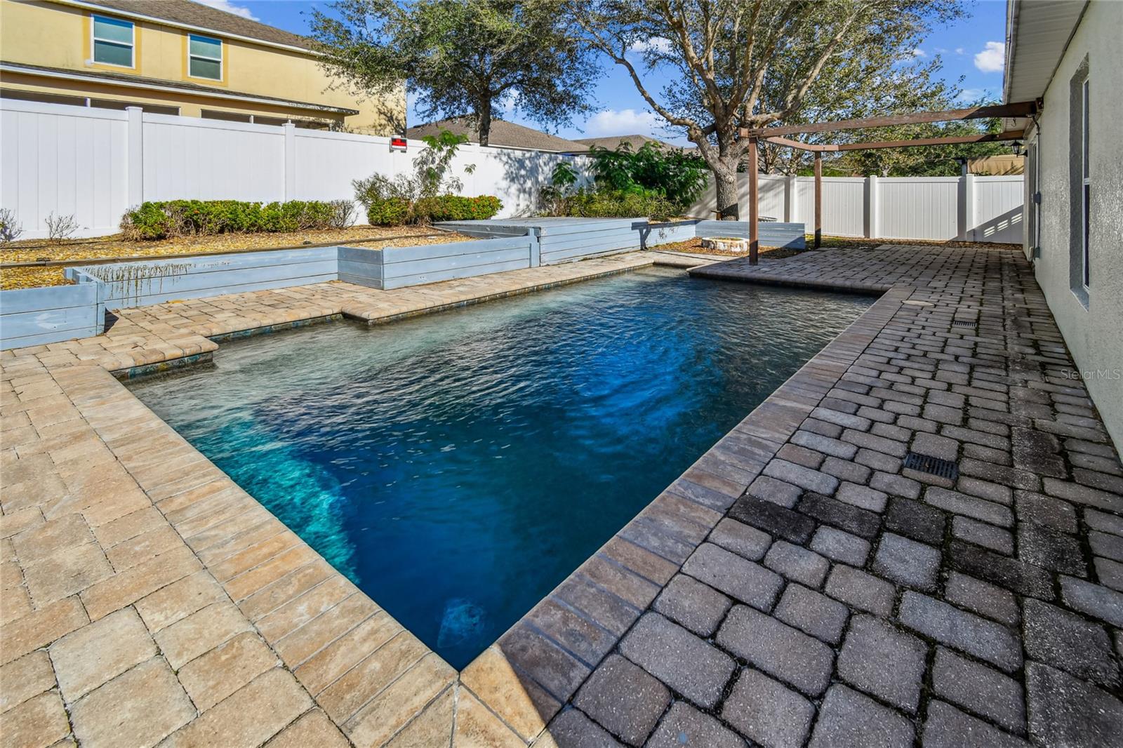 TAVARES MARTINS GROVE - Residential