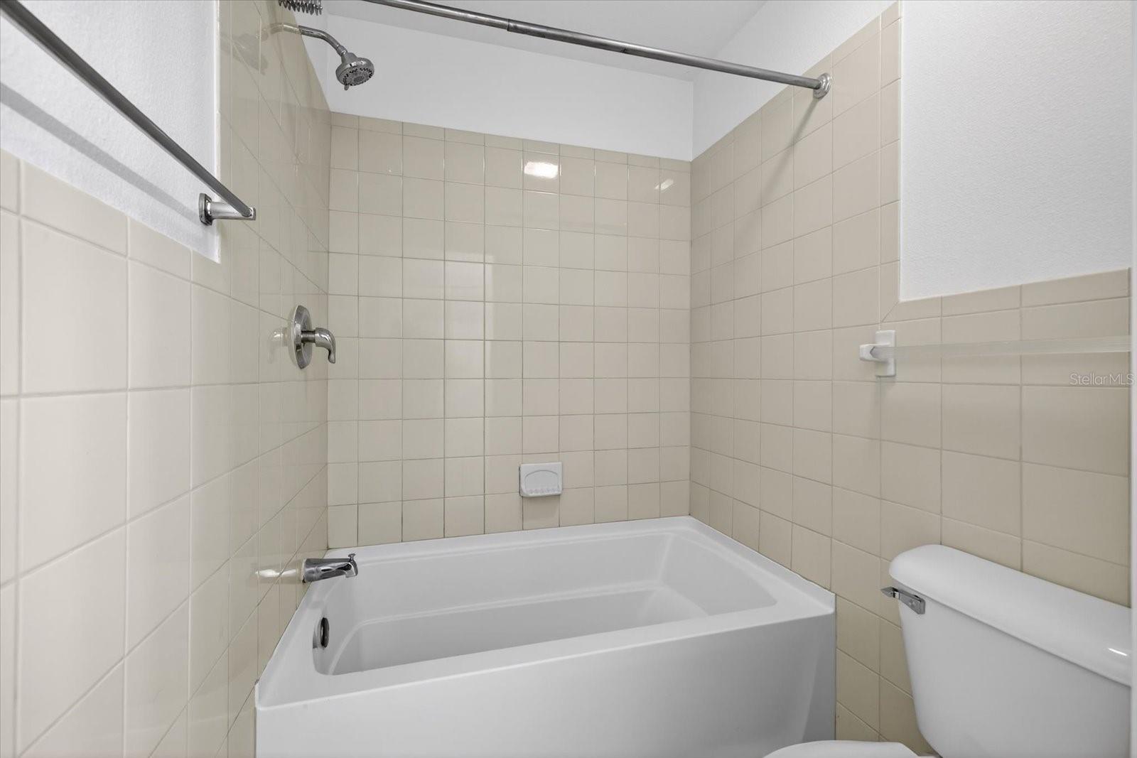 EDGEWATER AT LAKE BRANDON-PART - Residential