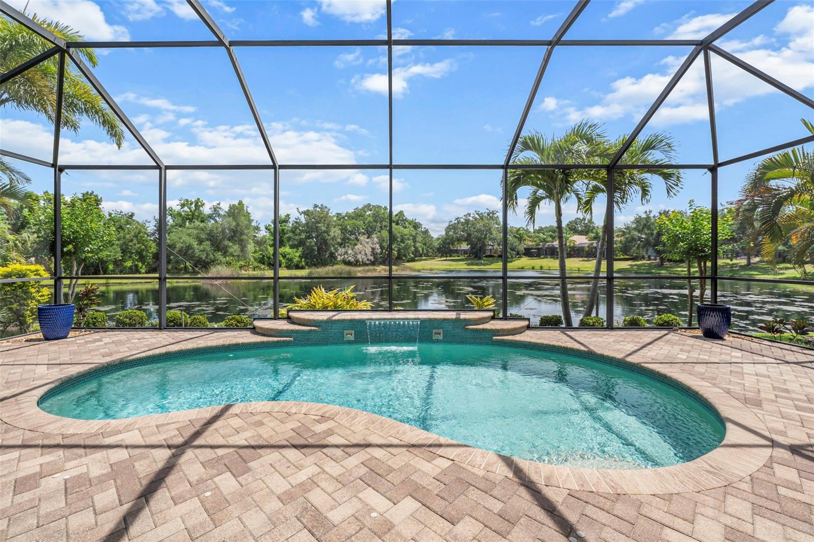 12037 THORNHILL COURT