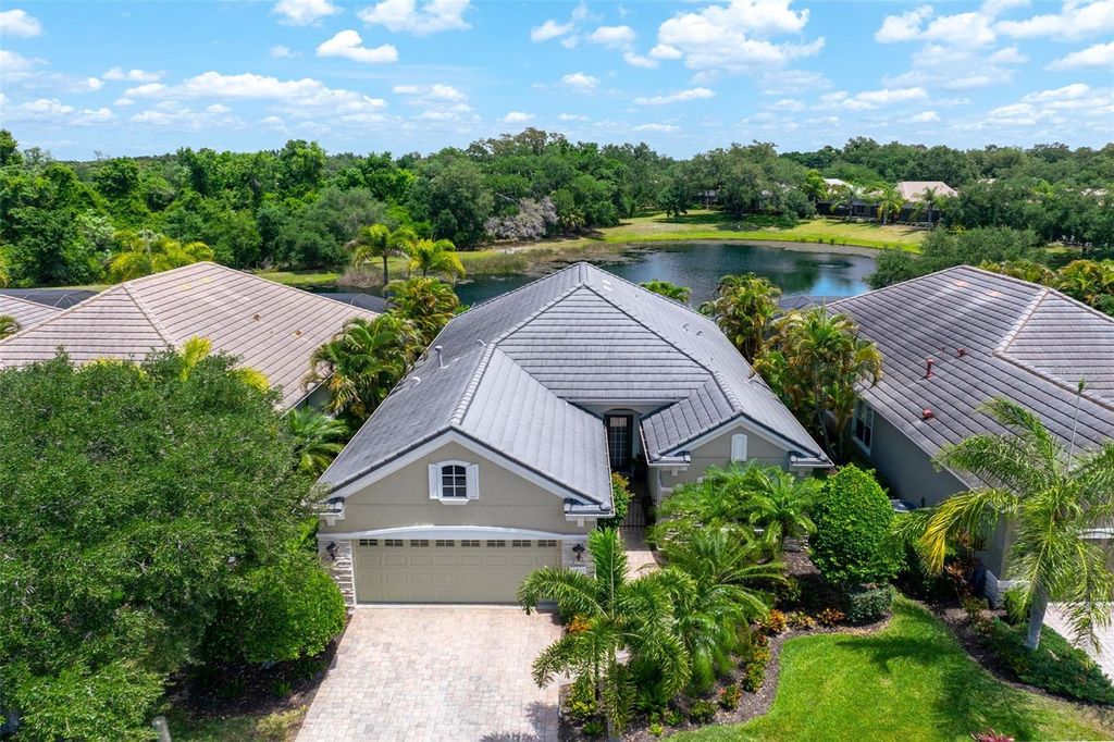 Photo of 12037 Thornhill Court, Lakewood Ranch, FL 34202 (MLS # A4692670)