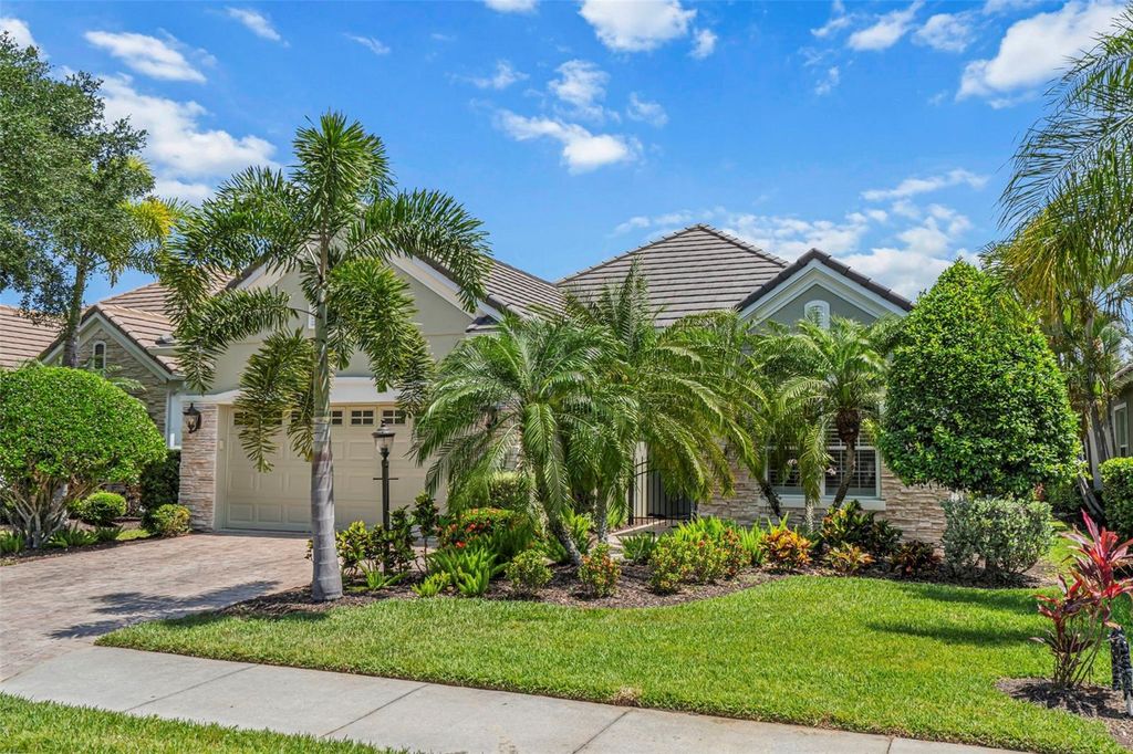 Photo of 12037 Thornhill Court, Lakewood Ranch, FL 34202 (MLS # A4692670)