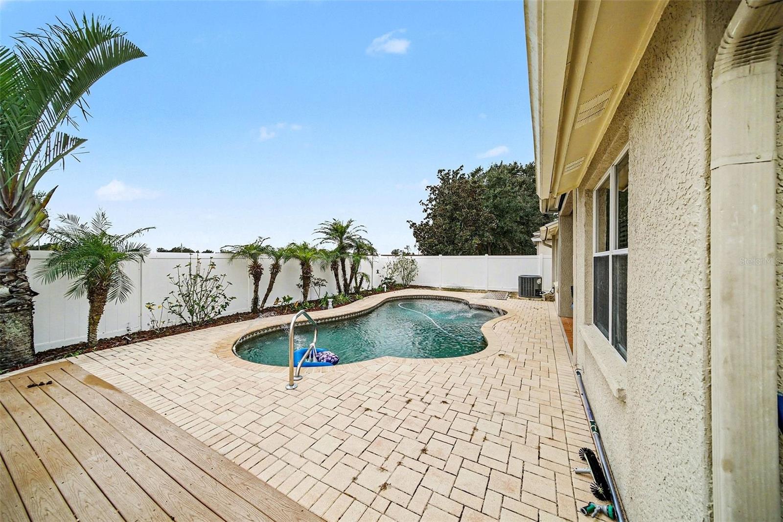 KINGSWAY PH 1 - Residential