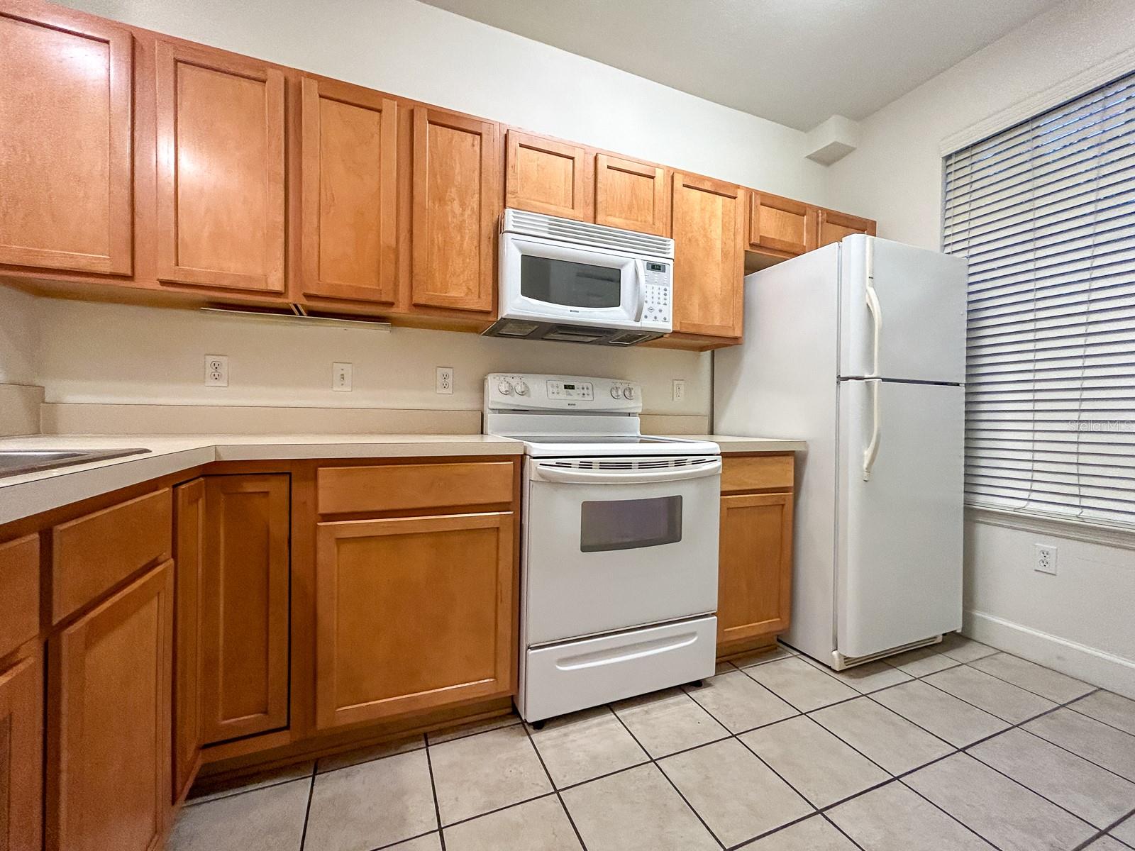 885 NW 21ST AVENUE 885