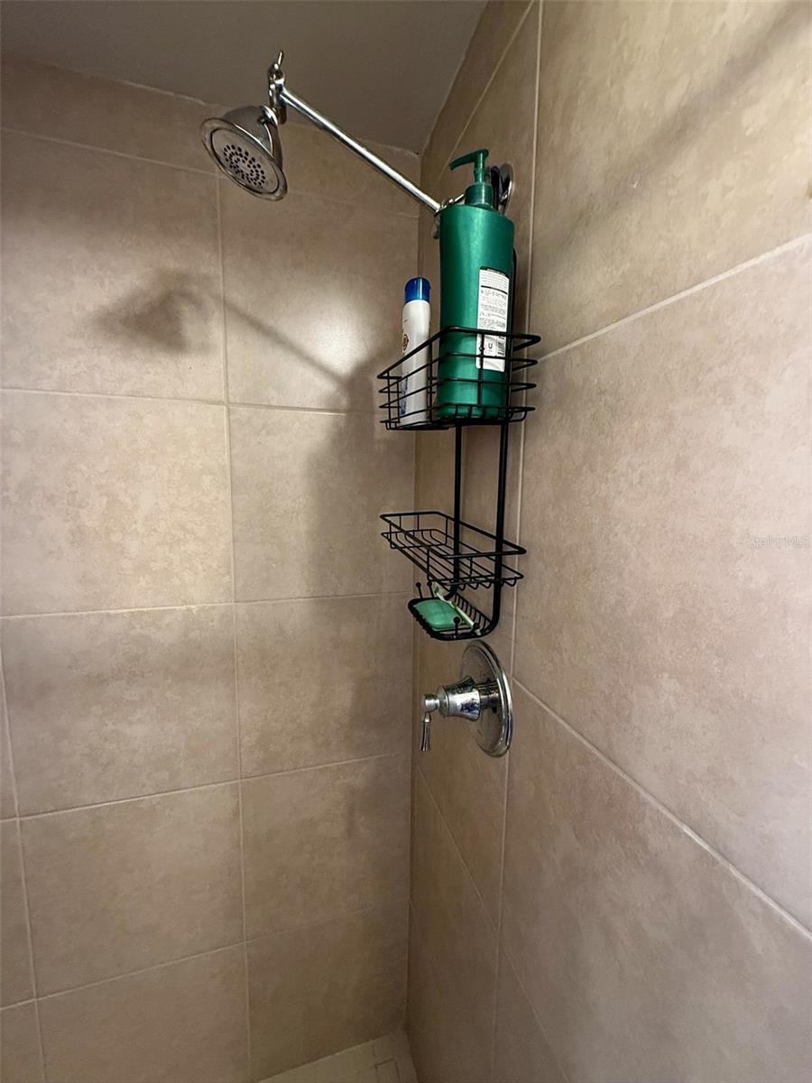 REGENCY PARK - Residential