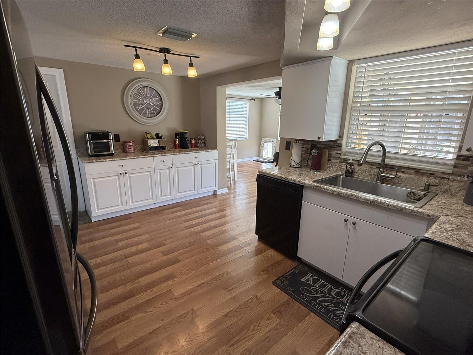 REGENCY PARK - Residential