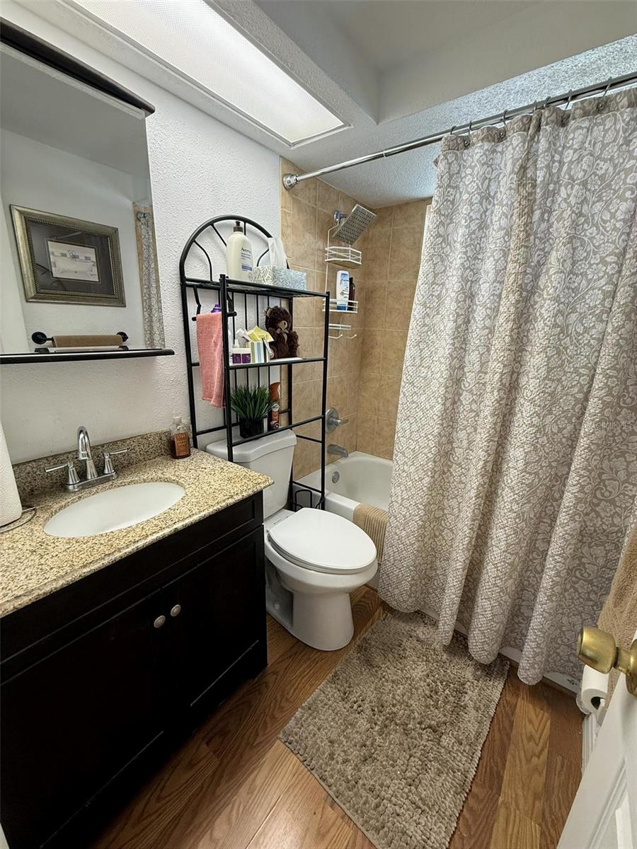 REGENCY PARK - Residential