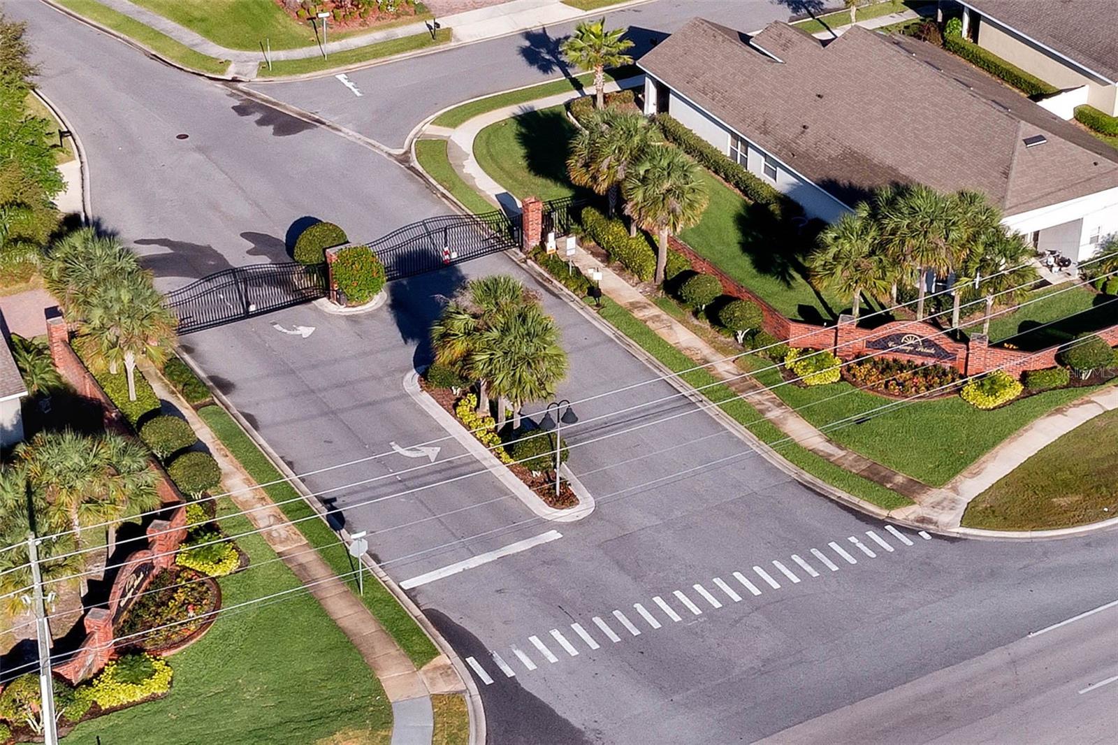 CARRIAGE POINTE A-I & L - Residential