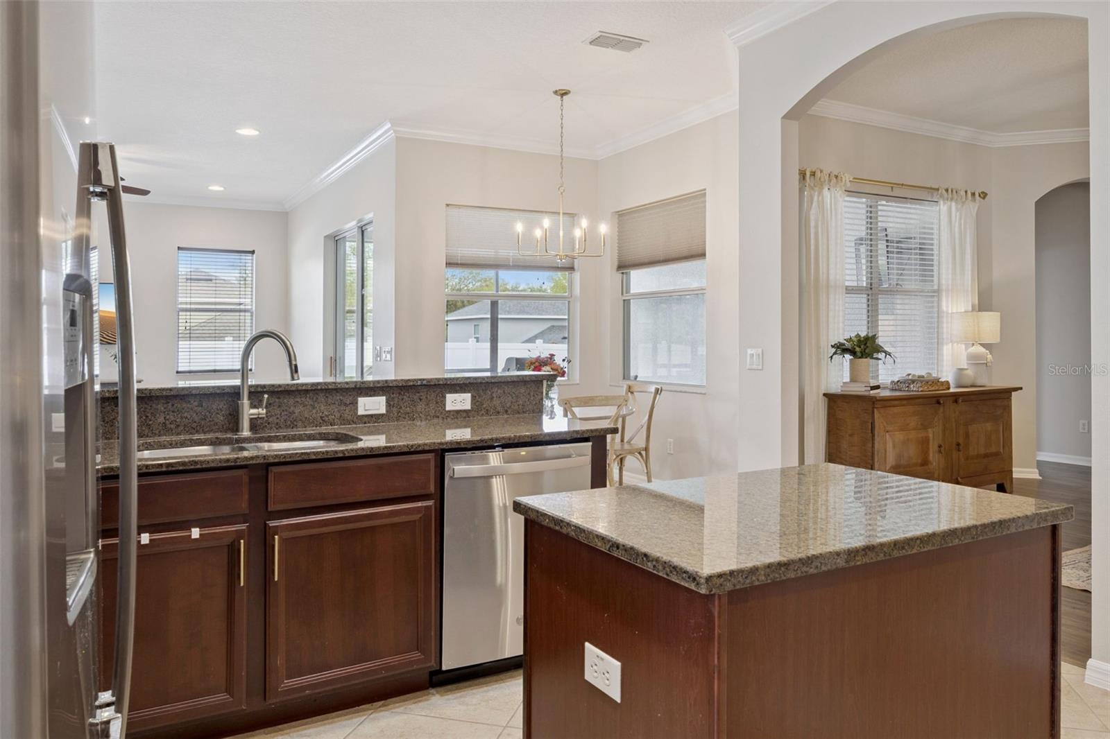 CARRIAGE POINTE A-I & L - Residential