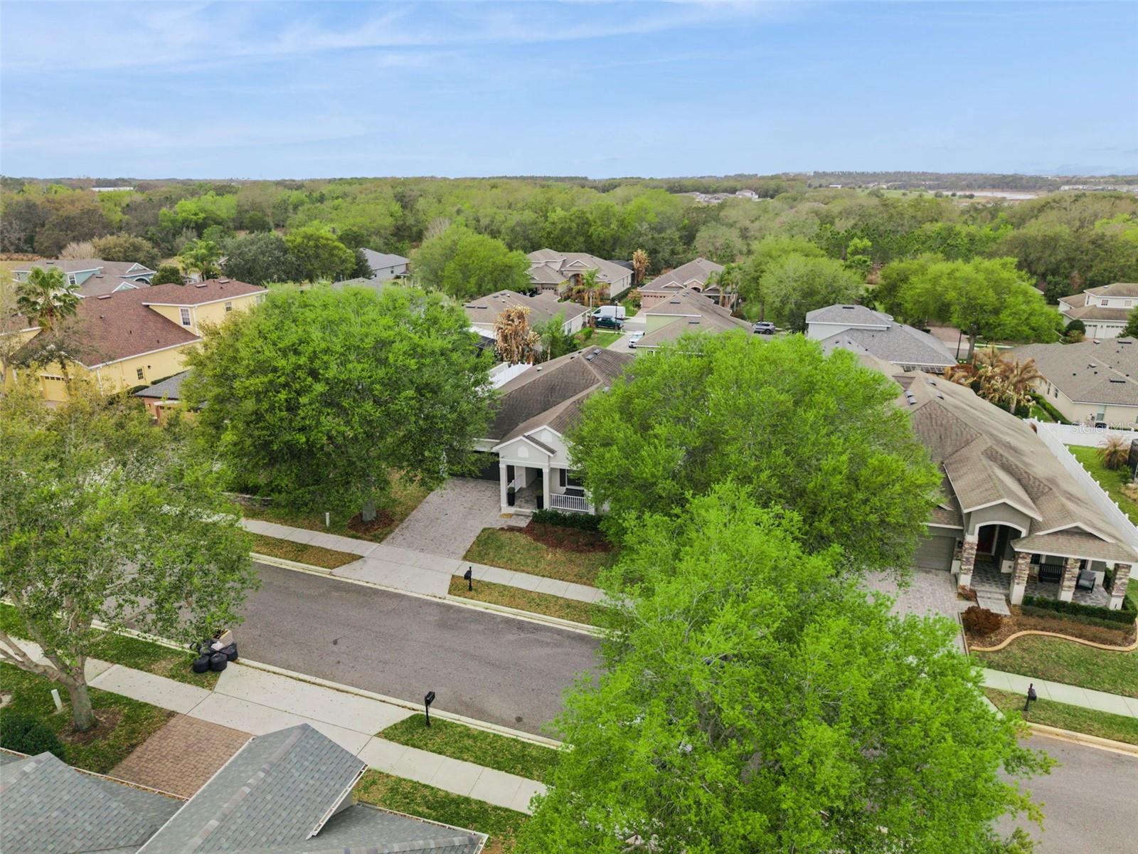 CARRIAGE POINTE A-I & L - Residential