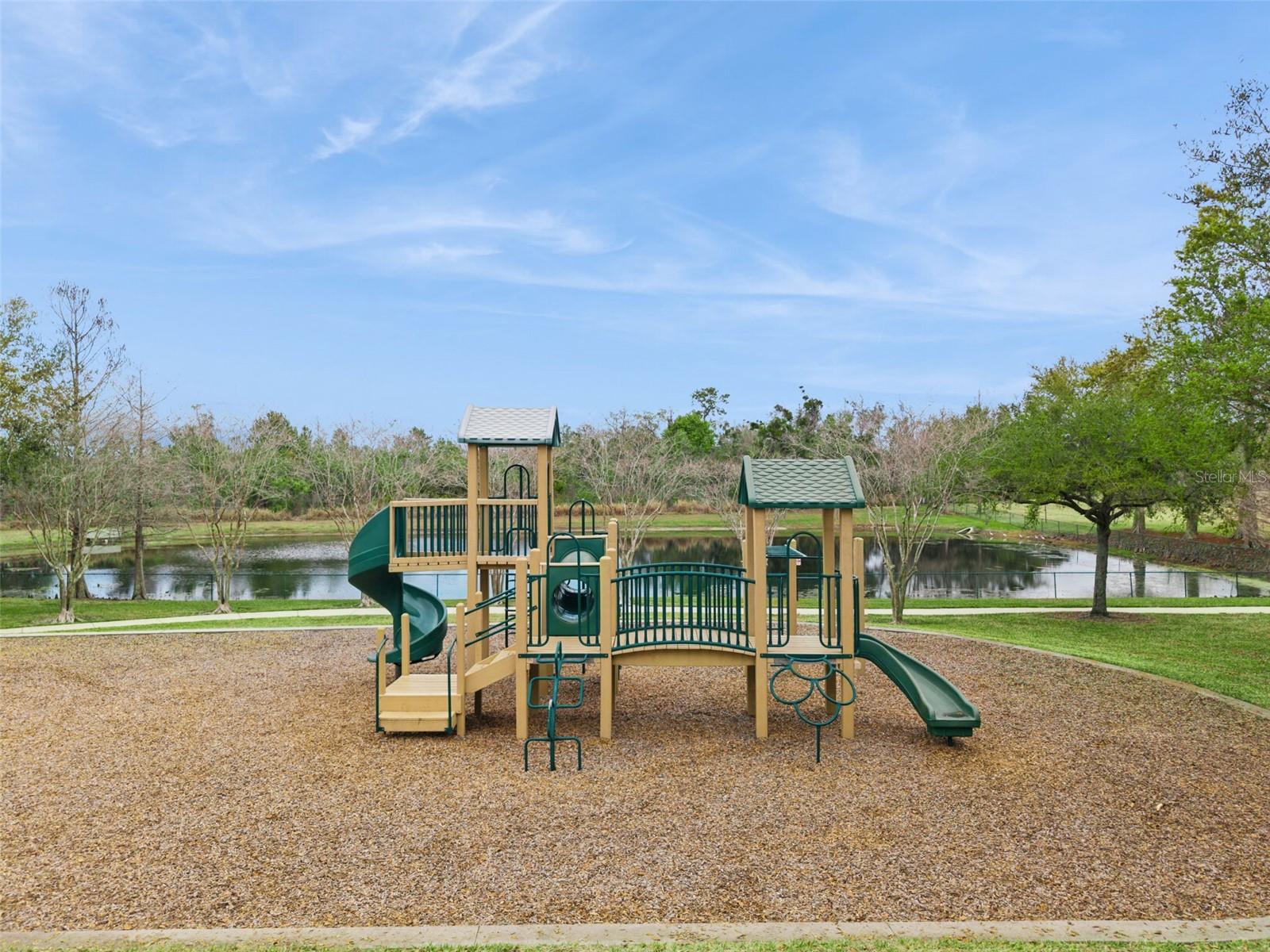 CARRIAGE POINTE A-I & L - Residential